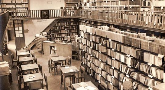 Biblioteca Roberto Lyra, da Faculdade de Direito da Universidade do Estado da Guanabara. Década de 1960.